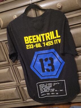 BEENTRILL Men’s Black Short Sleeve Graphic Tee - Blue & Yellow Logo